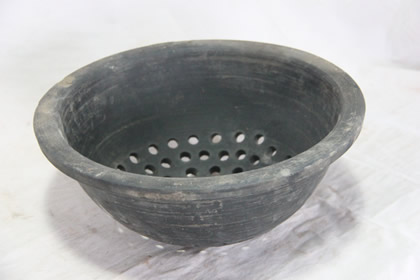 黑陶蒸笼
